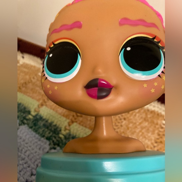 B1G2 - Large Styling Head With Drawer LOL Surprise Doll - Buy 1, Get 2 FREE - Picture 3 of 6